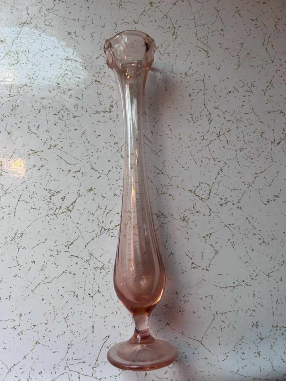 Elegant Pink Glass Bud Vase - vintage